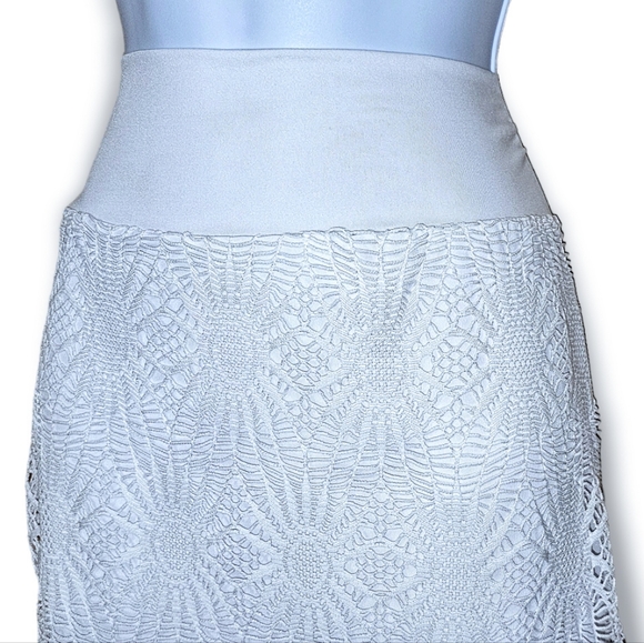 Arianna by Howard's Pull-On Skirt - Small/Medium - Picture 3 of 4